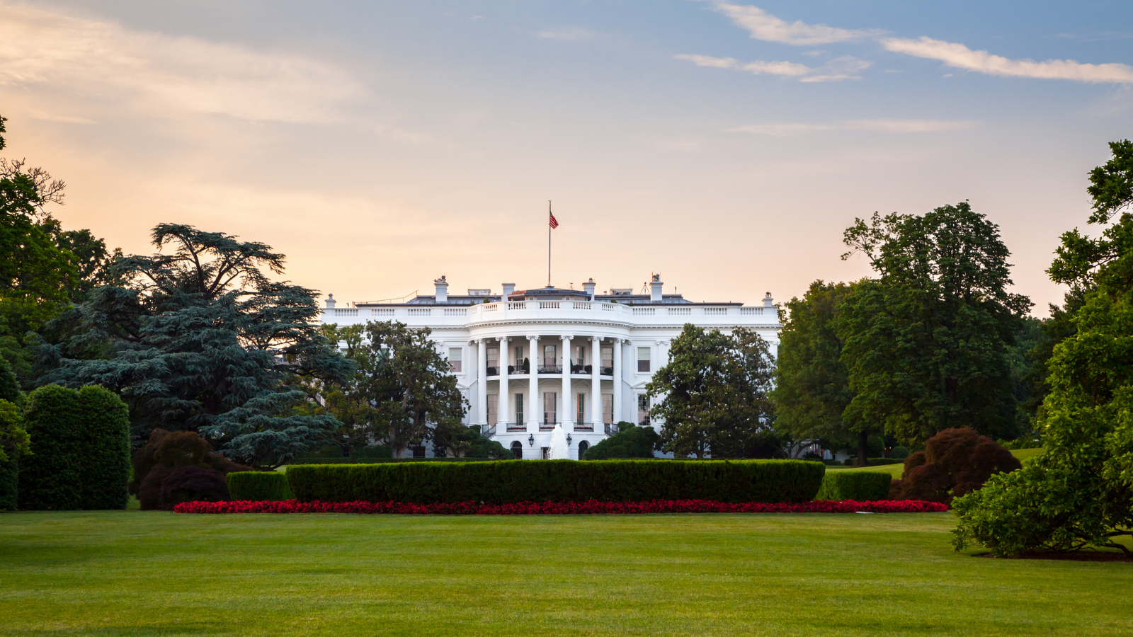 photo of the White House